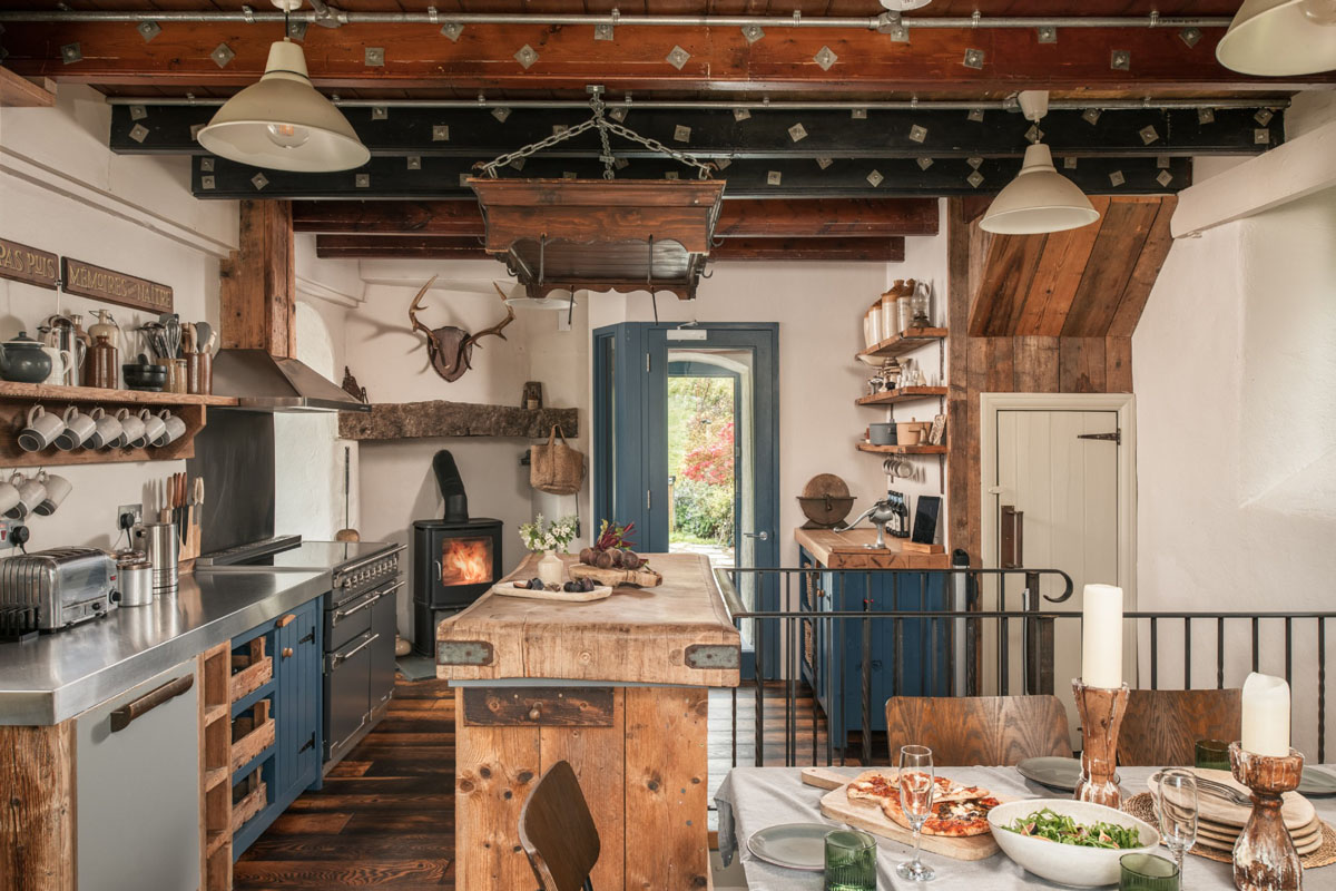Rustic Country House Kitchen