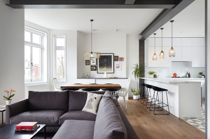 Apartment with Distressed Oak Floor