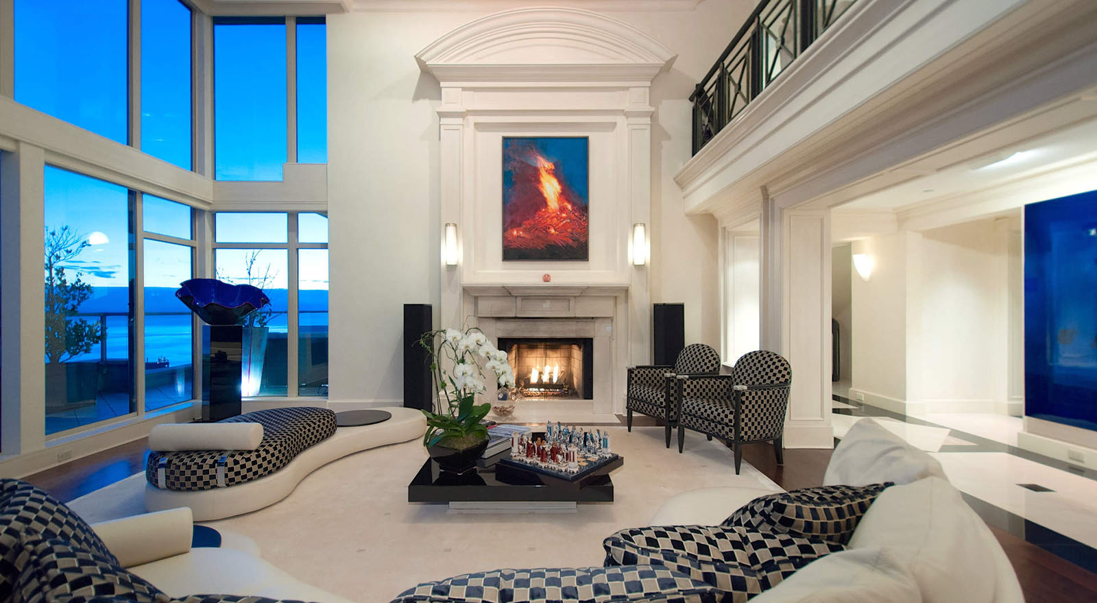 Luxury Apartment with Marble & Walnut Flooring