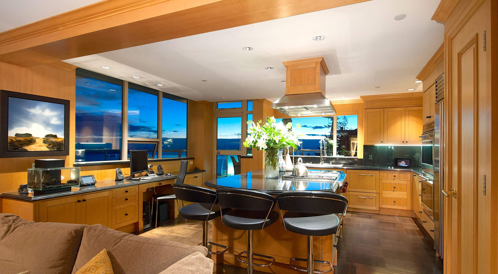 Custom Kitchen with Solid Wood Cabinets