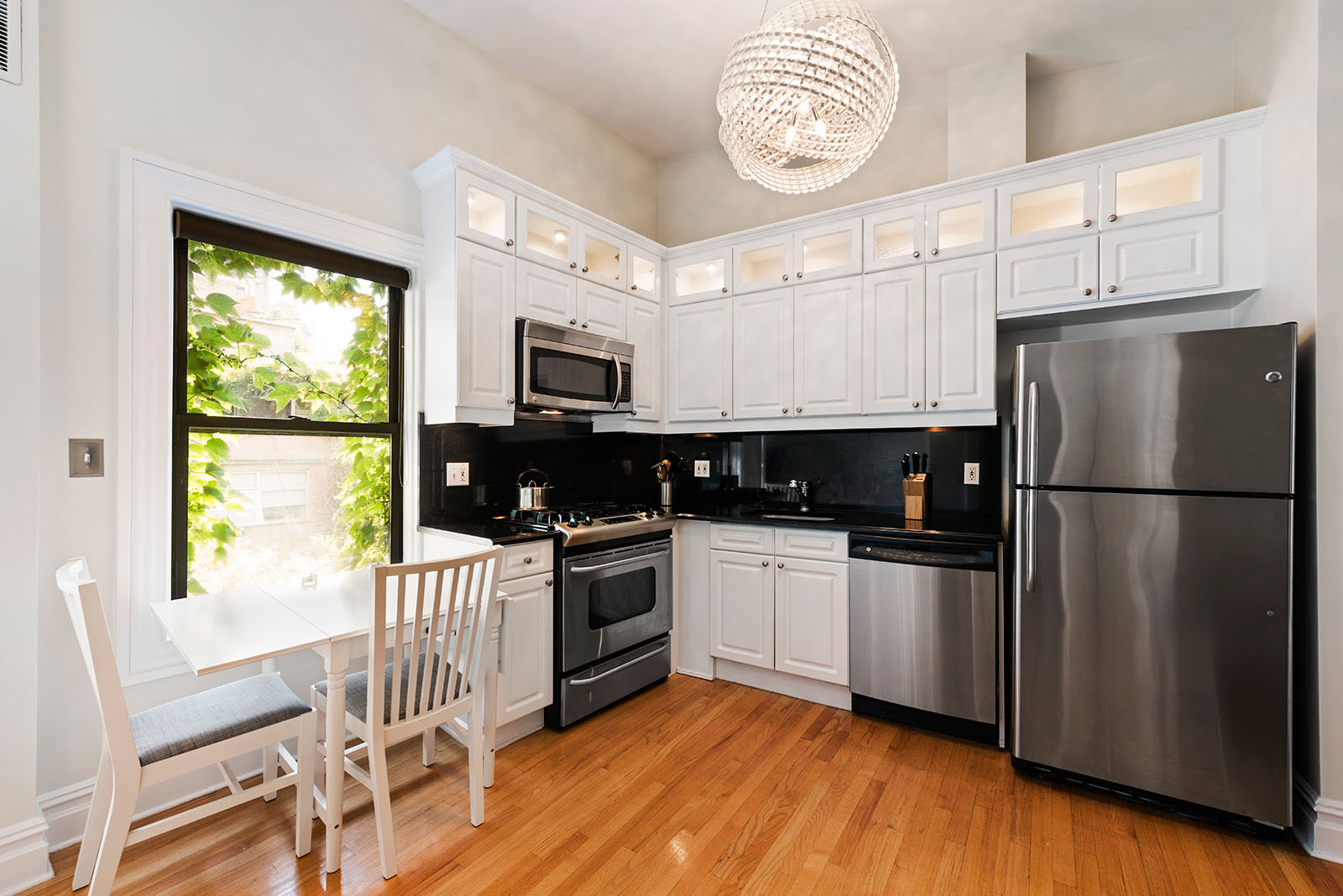 Studio Apartment Kitchen