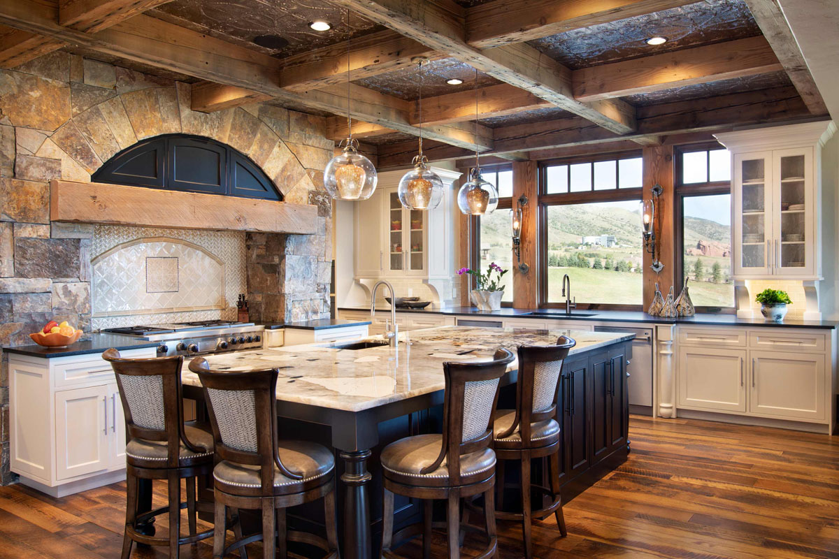 Rustic Country Kitchen with Reclaimed Wood