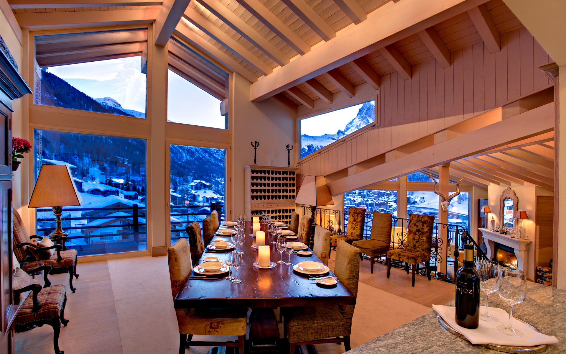 Simple Luxury Ski Chalet 